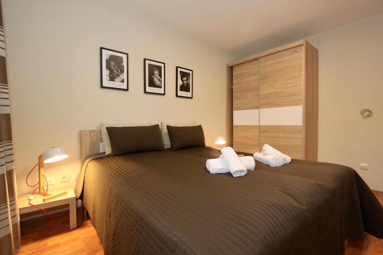 Cozy Apartments In Belgrade, Cukarica, Zeleznik, Free Parking And Wifi Eksteriør billede
